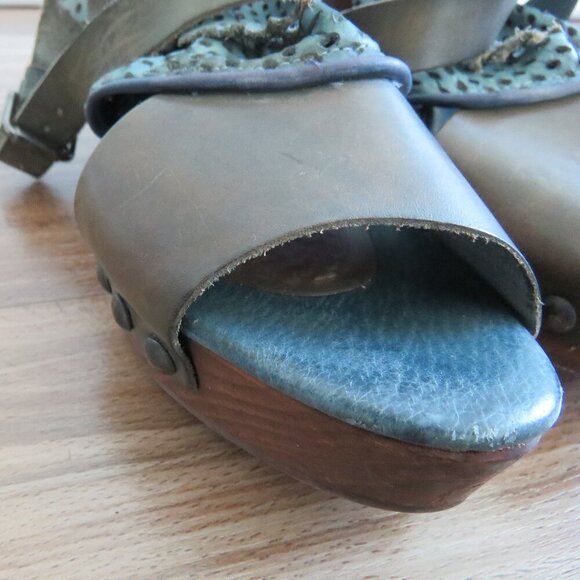 FREE PEOPLE Rendering Perforated Leather Buckle Heel Platform Clogs Boho 7.5 - Picture 7 of 14